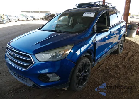 2017 Ford Escape Titanium из США, поврежденный, VIN 1FMCU9J9XHUC10947